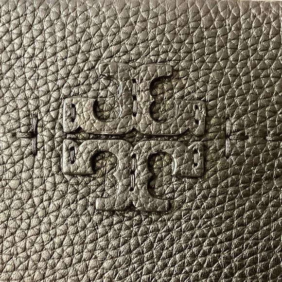 NEW Tory Burch Devon Black Pebble Leather Crossbody Bag NWOT - Picture 4 of 12